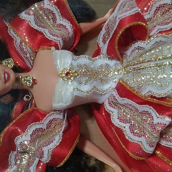 SALE! NIB Mattel Vintage 1997 Happy Holidays Barbie Collectors Item W/Stand - Picture 6 of 15